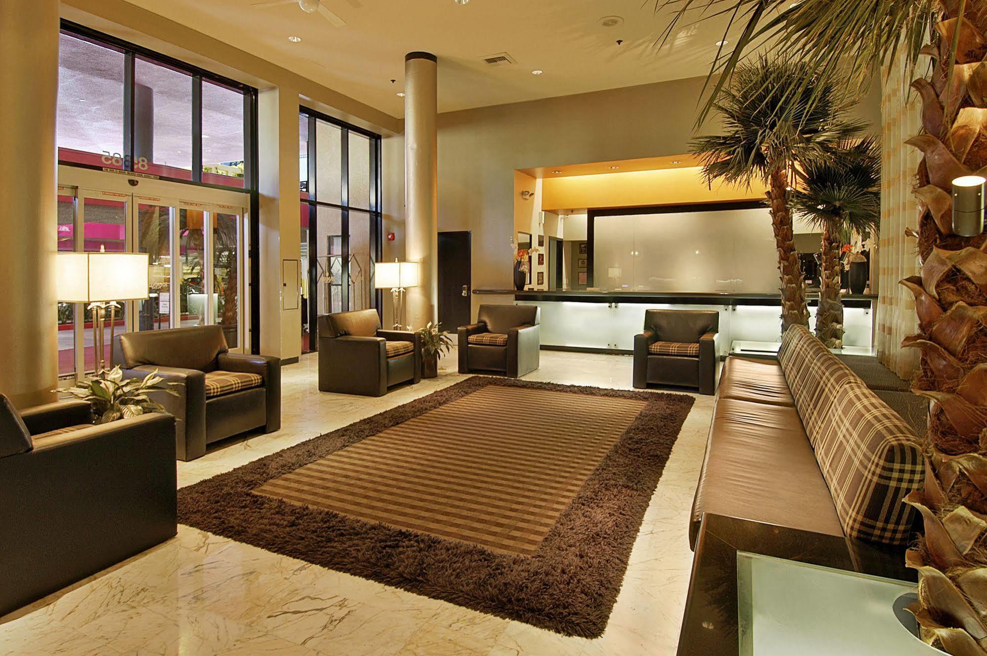 Ramada Plaza By Wyndham West Hollywood Hotel & Suites Los Angeles Ngoại thất bức ảnh