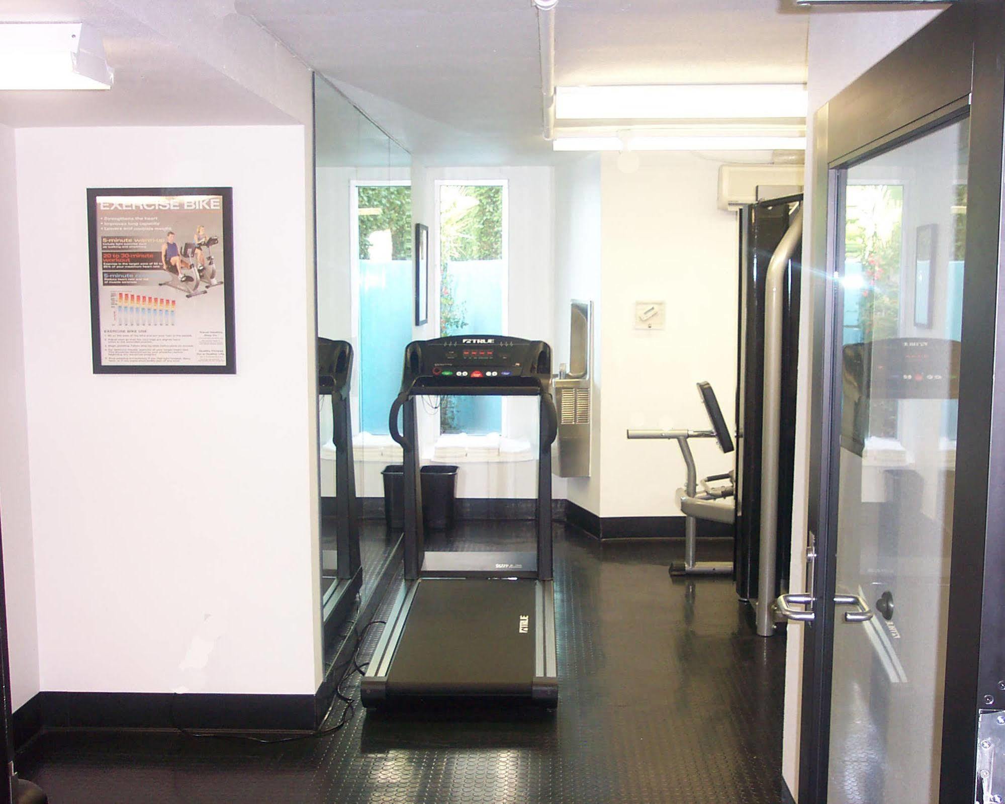 Ramada Plaza By Wyndham West Hollywood Hotel & Suites Los Angeles Ngoại thất bức ảnh