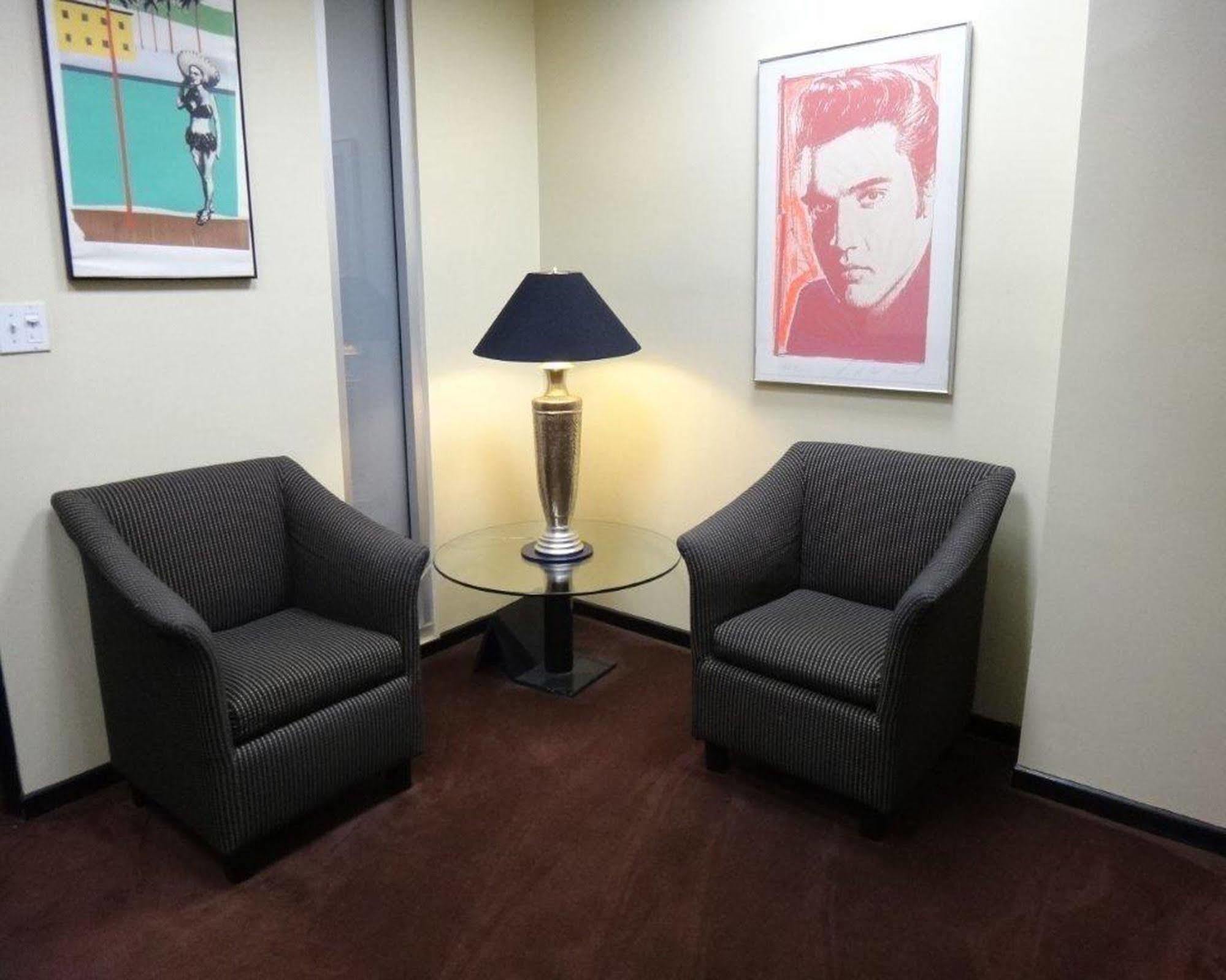 Ramada Plaza By Wyndham West Hollywood Hotel & Suites Los Angeles Ngoại thất bức ảnh